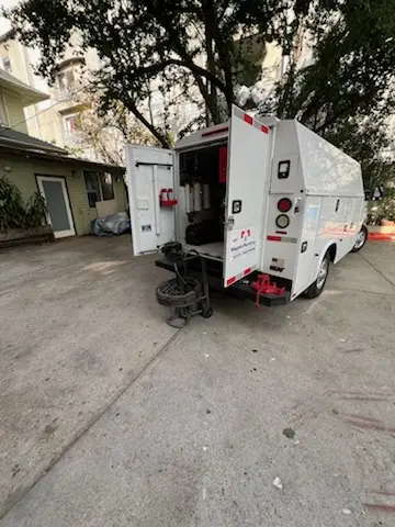 Magnet Plumbing service vehicle on-site for Water Heater Repair in Calabasas Park